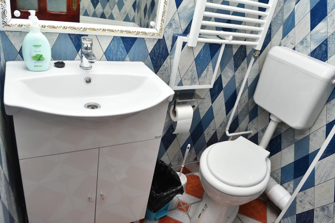 Ostello Casa Simescu I Caransebeş Esterno foto