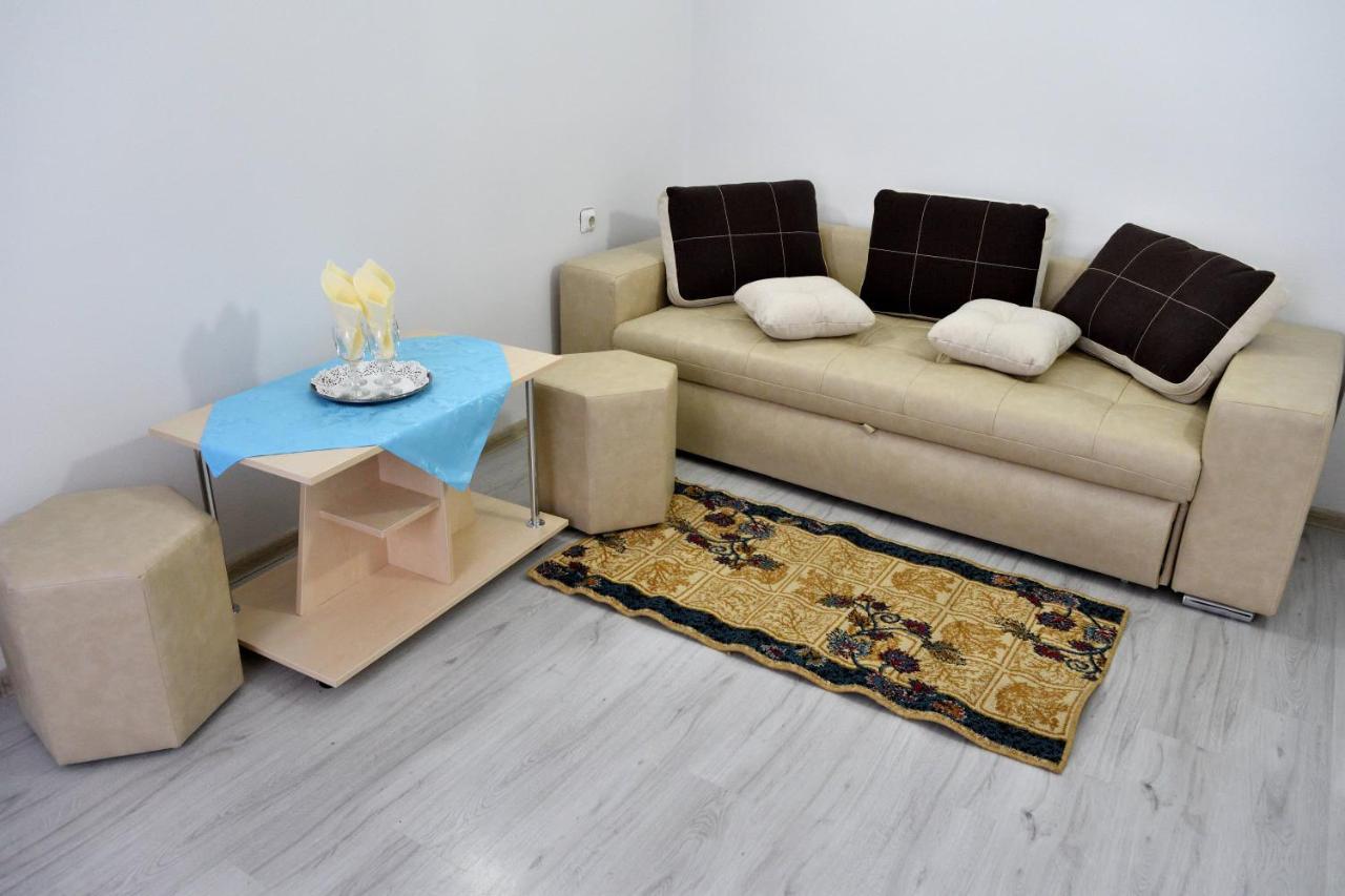Ostello Casa Simescu I Caransebeş Esterno foto